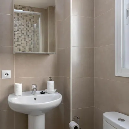 Homeabout Juan De Austria Apartment